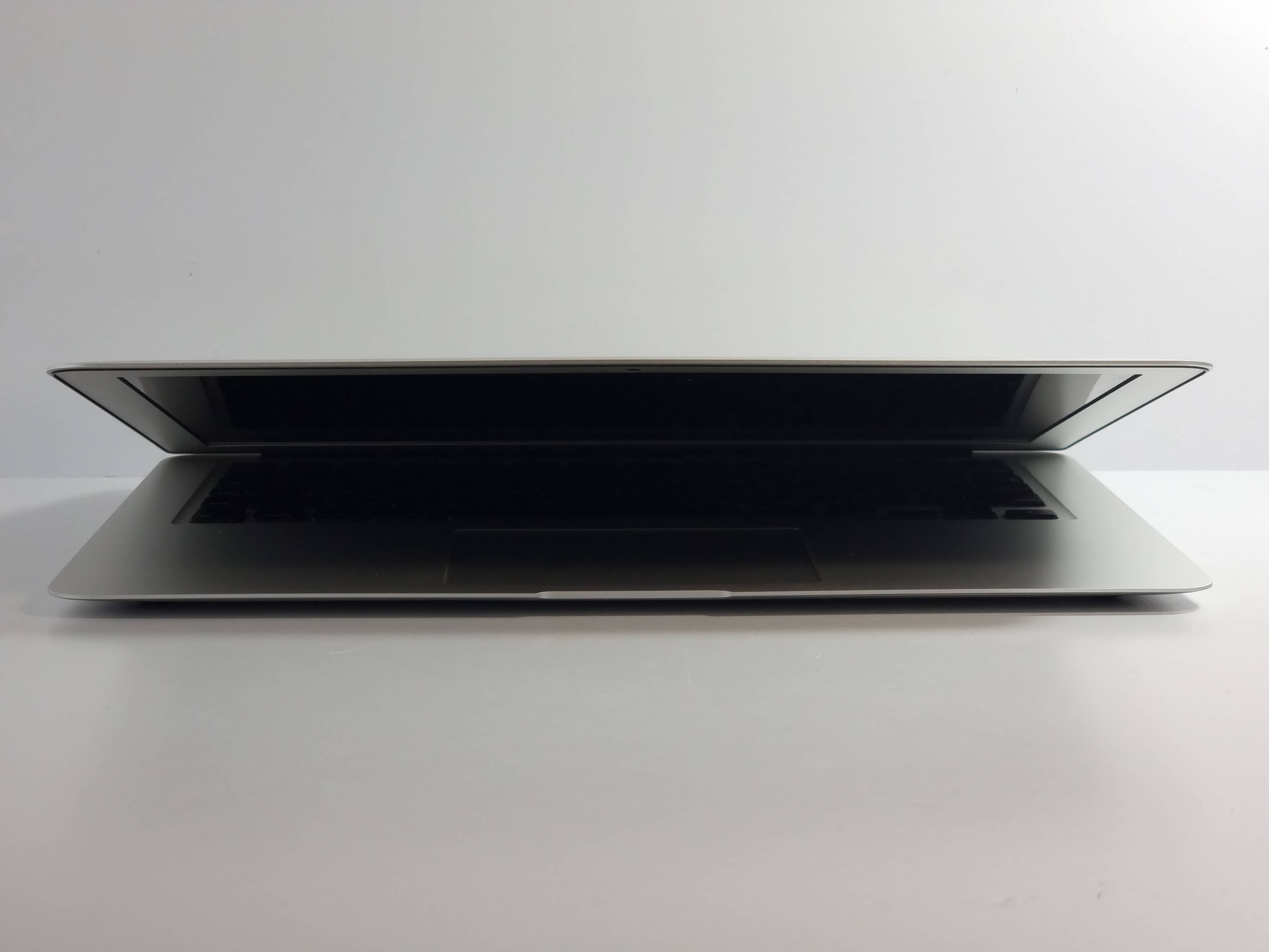 MacBook Air 13", 2017, MQD32, Core i5 1,8 GГц/8Гб/128Гб SSD, 397 циклов / без коробки, Серебристый - Б/У