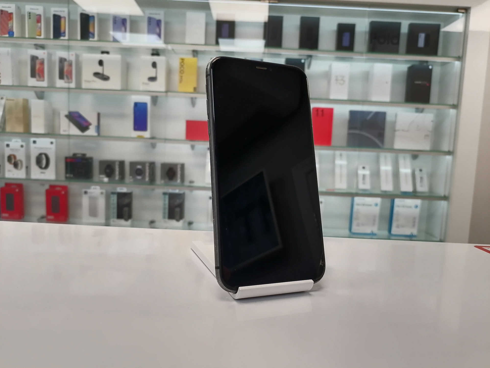 iPhone 11 128Гб (70% / RU) Черный - Б/У ★★☆☆☆